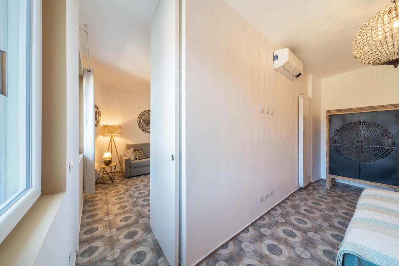 Casa Royale Appartamento Terra Lierna Eksteriør billede